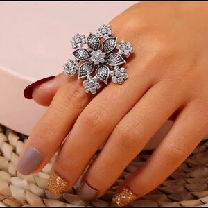 Flower cluster Statement Ring